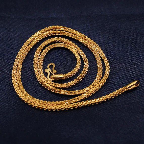 gold chain necklace that is 18 inches long, one of the common things that are 18 inches long